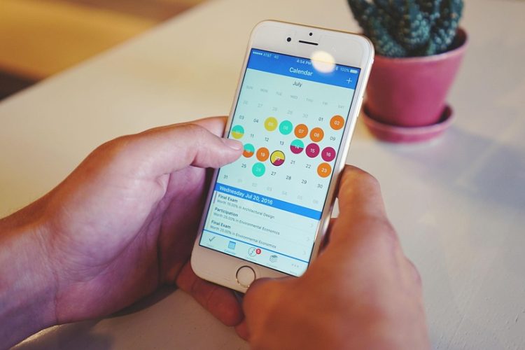 Bespoke vs. Off-the-Shelf: Choosing the Right Mobile App for Your Business