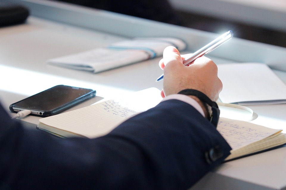 From Manual to Magical: The Rise of Business Automation Apps