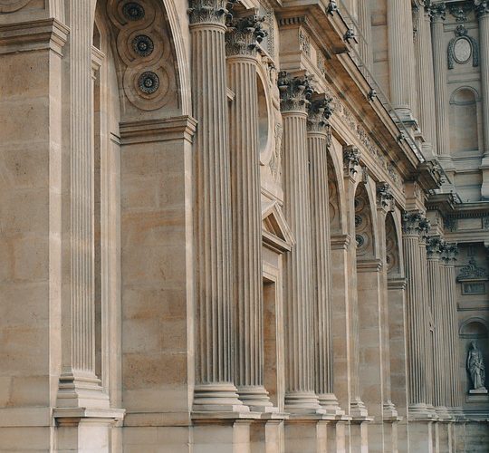 Scaling Up: How Angular Powers Enterprise-Level Applications