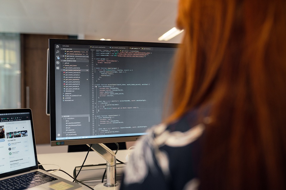 The Custom Code Advantage: How Bespoke SaaS Applications Enhance User Experience
