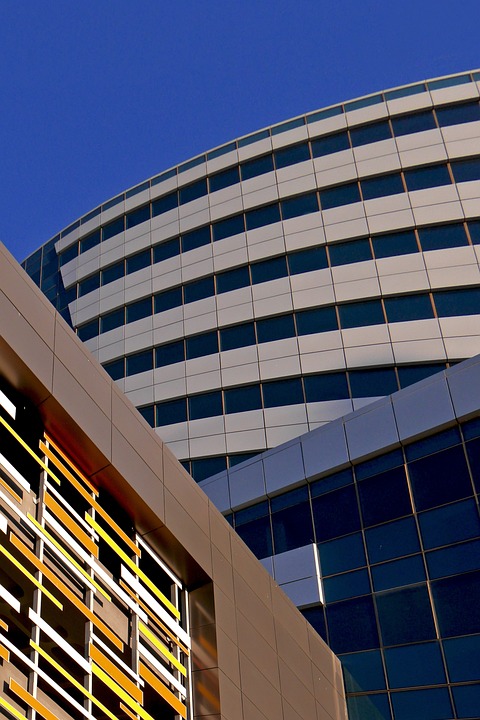 Streamlining Sites: The Impact of Mobile Apps on Construction Efficiency