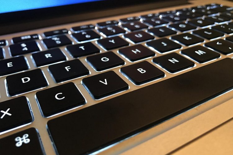 Enhancing User Experience While Climbing Google Rankings: A Designer’s Guide